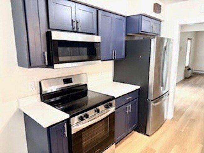 Foto del edificio - 705 W Olin Ave