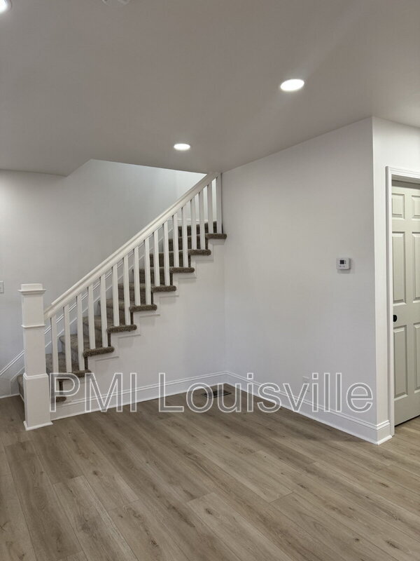 Foto del edificio - 551 Denmark St