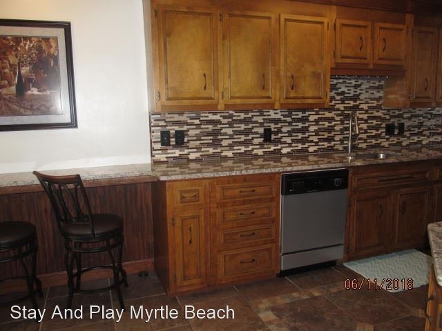 Building Photo - 3938 Fairway Lakes Dr