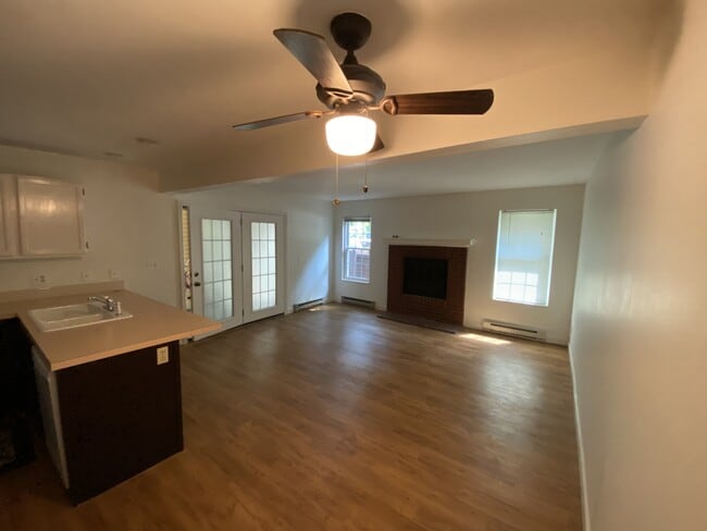 Foto del edificio - 3565 Windmill Dr