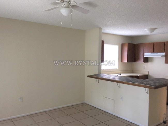 Foto del edificio - 1735 28th Ave E