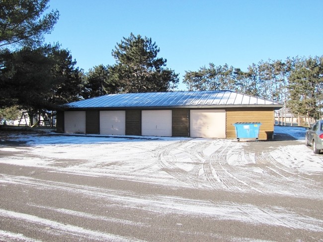 Building Photo - James Banks Manor