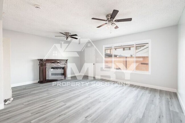 Building Photo - New 2 Bedroom House for Rent in Gifford Ave Bell CA Garage Available