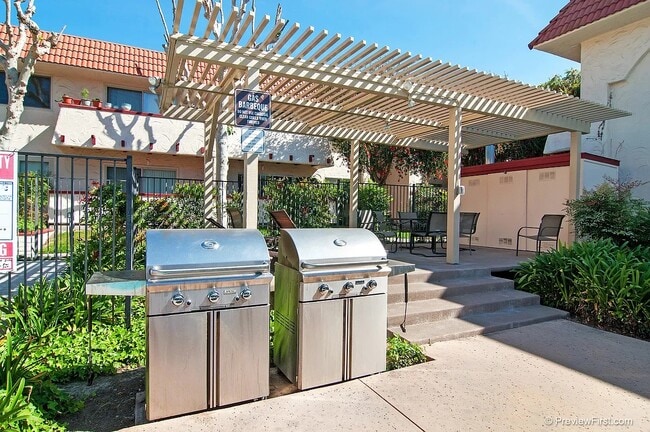 BBQ Grills - 8609 Lake Murray Blvd