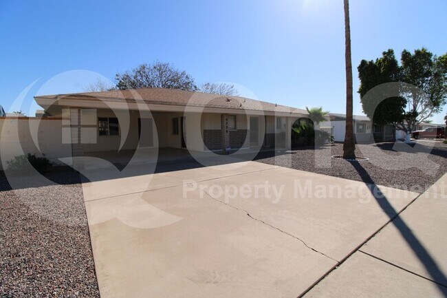 Foto del edificio - 6239 E Butte St
