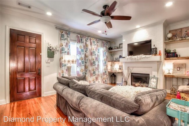 Building Photo - 3 br, 3.5 bath House - 1036 Sunshine Ln