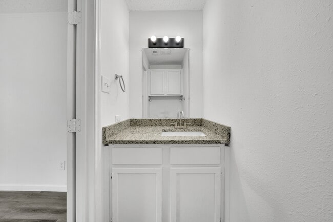 Building Photo - 161 County Road 1135