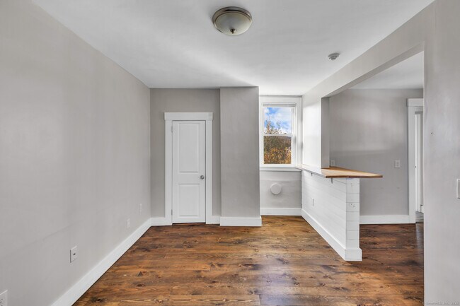 Foto del edificio - 82 Water St