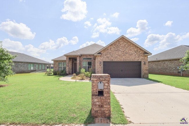 Building Photo - 110 Gwendolyn Ave