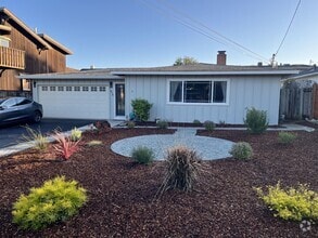 Building Photo - 416 Cliff Dr