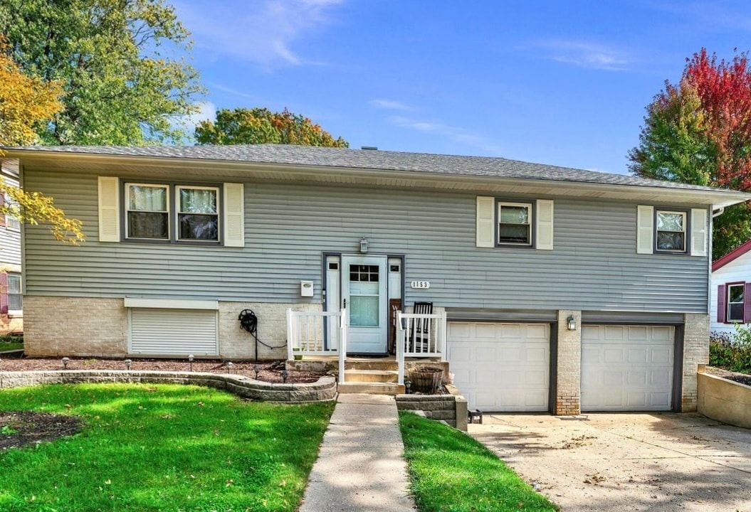 Primary Photo - 1153 Blackhawk Dr