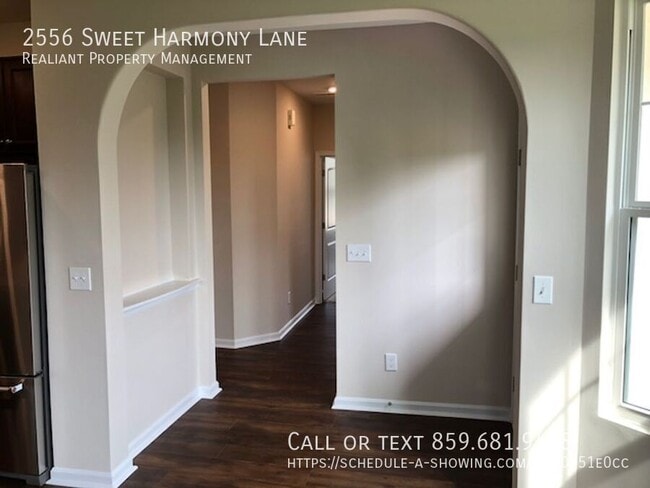 Building Photo - 2556 Sweet Harmony Ln