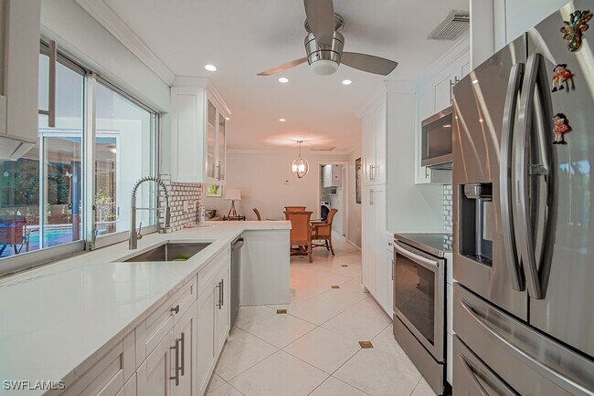 Foto del edificio - 67 Pebble Beach Blvd