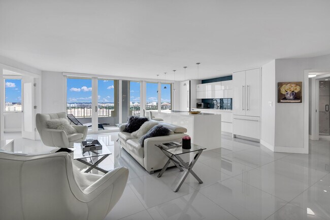 Building Photo - 500 S Ocean Blvd