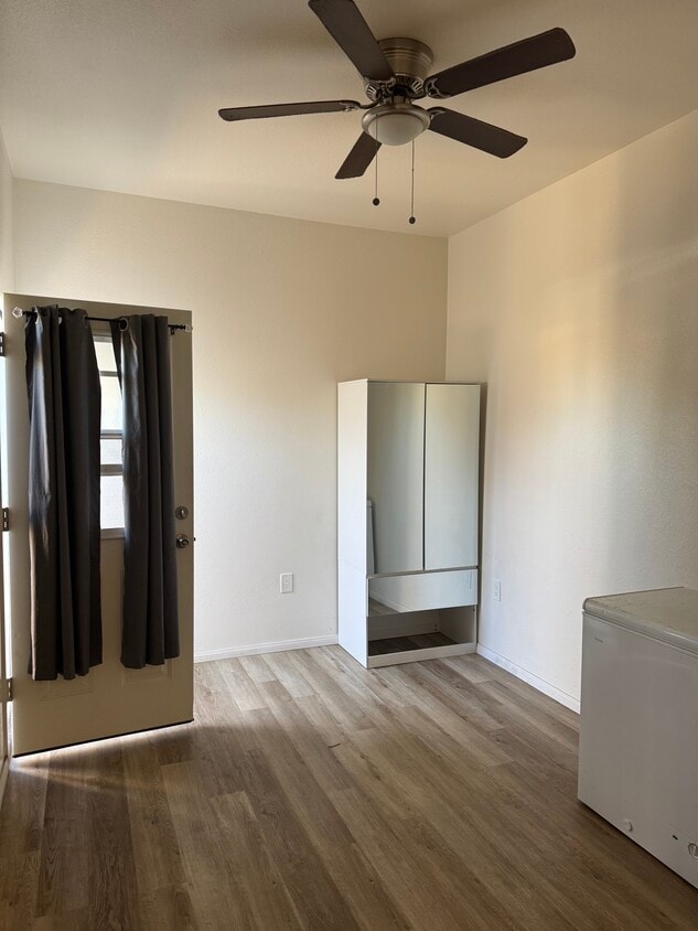 Building Photo - 5171 Olvera Ave