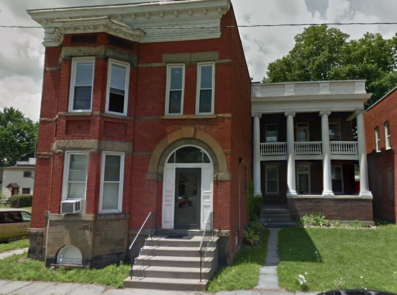 Building - Apt 3 is the whole right 2nd floor - 1 Diack Pl