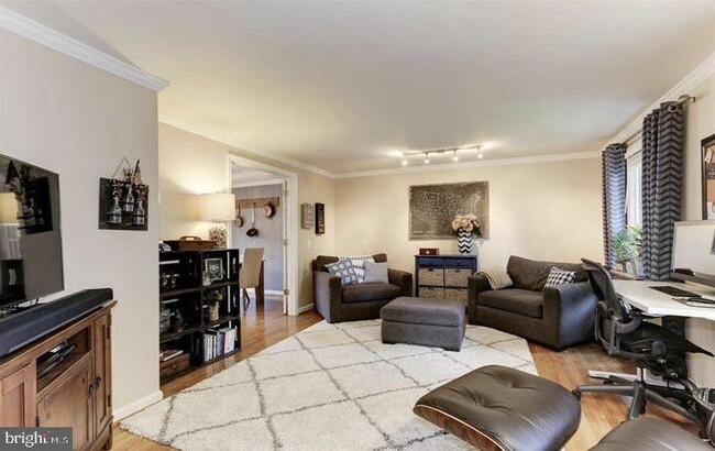 Foto del edificio - 9525 Whetstone Dr