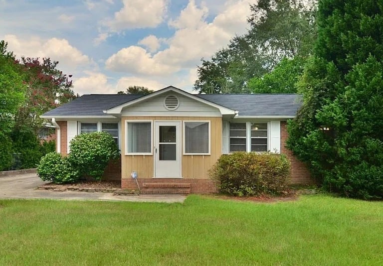 Foto principal - 1613 S Beltline Blvd