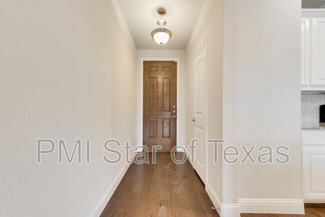 Foto del edificio - 1165 Wiltshire Dr