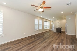 Interior Photo - Tricon Trinity Falls