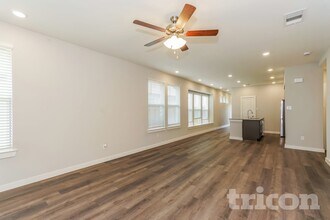 Interior Photo - Tricon Trinity Falls