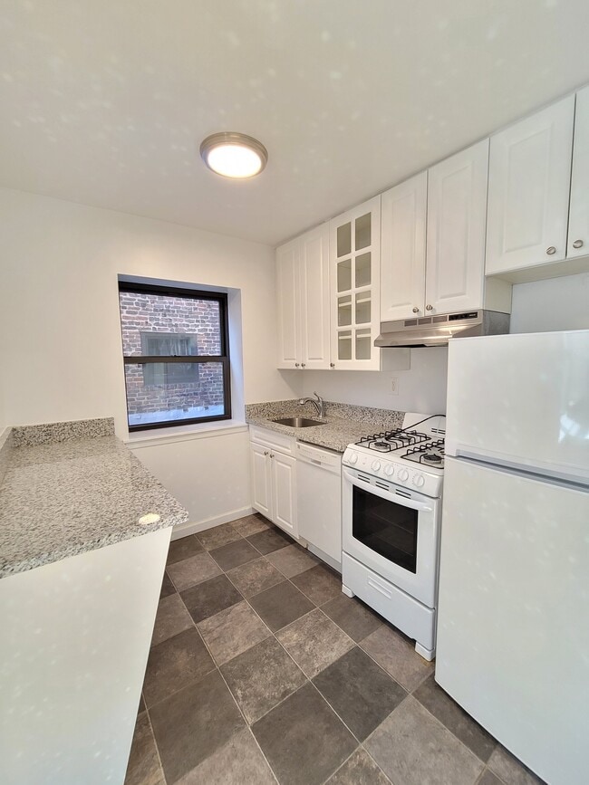 Renovated Kitchen - 1925 Palmer Ave