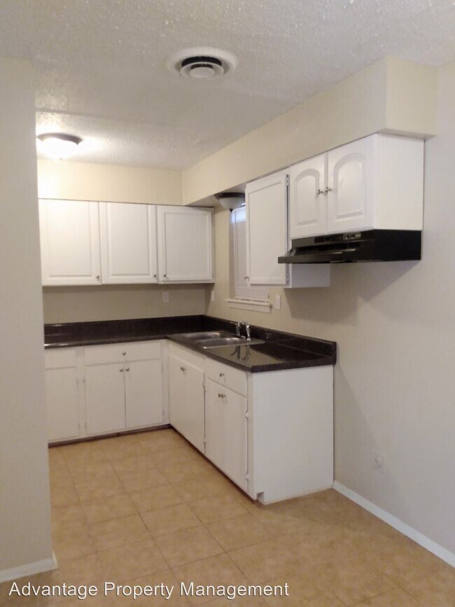Building Photo - 3 br, 1 bath House - 3725 Windermere Rd.