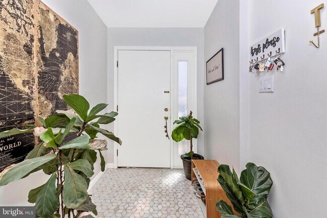 Foto del edificio - 703 Mountainview Dr