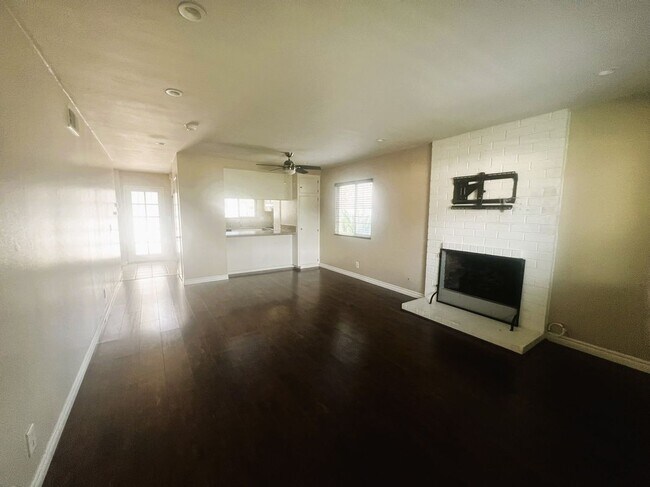 Foto del edificio - 21266 Burlington Ln