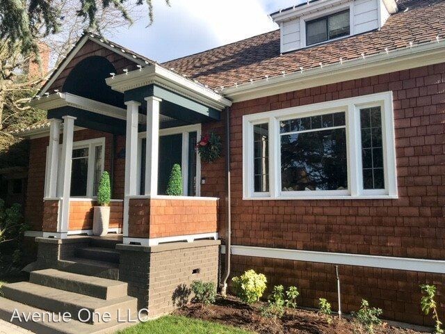 Foto principal - 3 br, 2 bath House - 2904 28th Ave. West