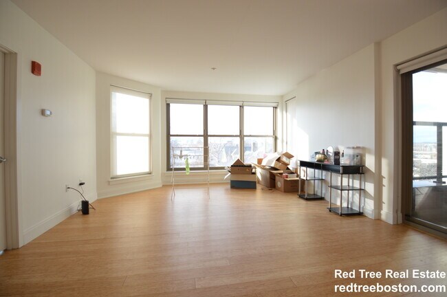 Building Photo - 40 Malvern St