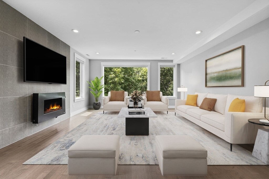Foto principal - 202 Rawson Rd