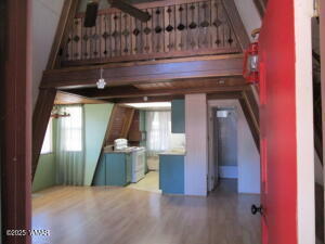 Building Photo - 547 E White Mountain Blvd
