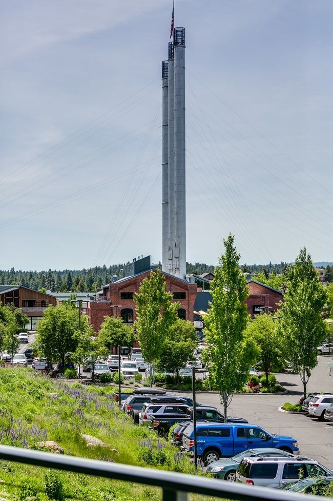 Foto del edificio - 1/1 Condo Overlooking the Old Mill