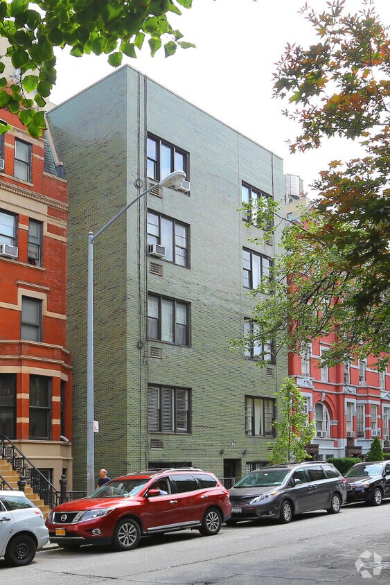 Foto principal - 71 W 85th St