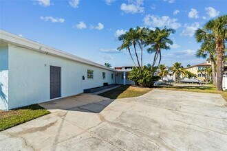 Building Photo - 1733 Bayou Grande Blvd NE