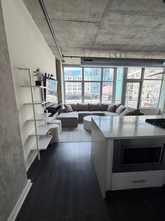 Foto del edificio - 50 E 16th St