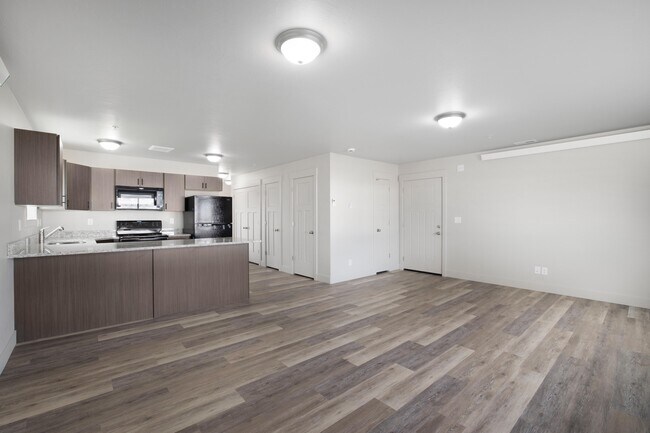 Foto del edificio - 6066 N Silver Fox Rd
