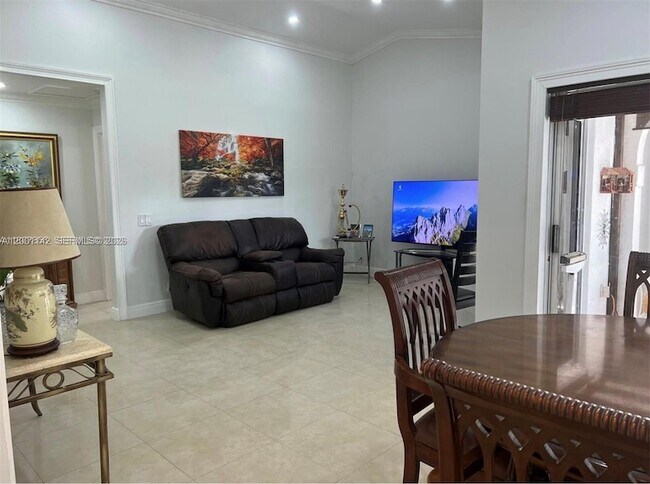 Foto del edificio - 1544 Springside Dr