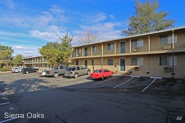 Building Photo - 2 br, 1 bath Apartment - 7640 Auburn Blvd