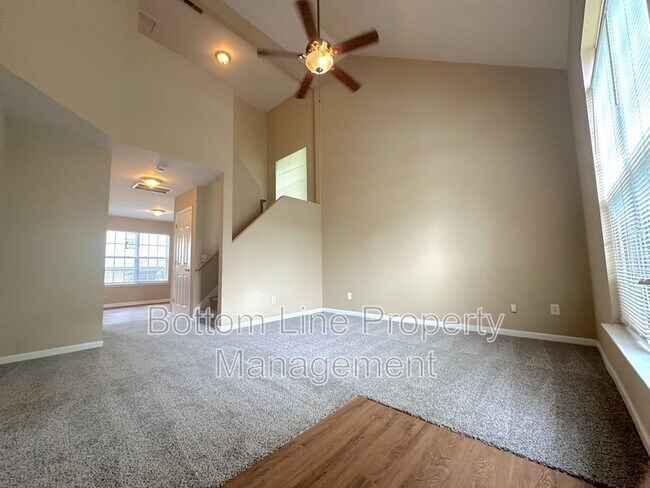 Foto del edificio - 5162 Brooktree Dr