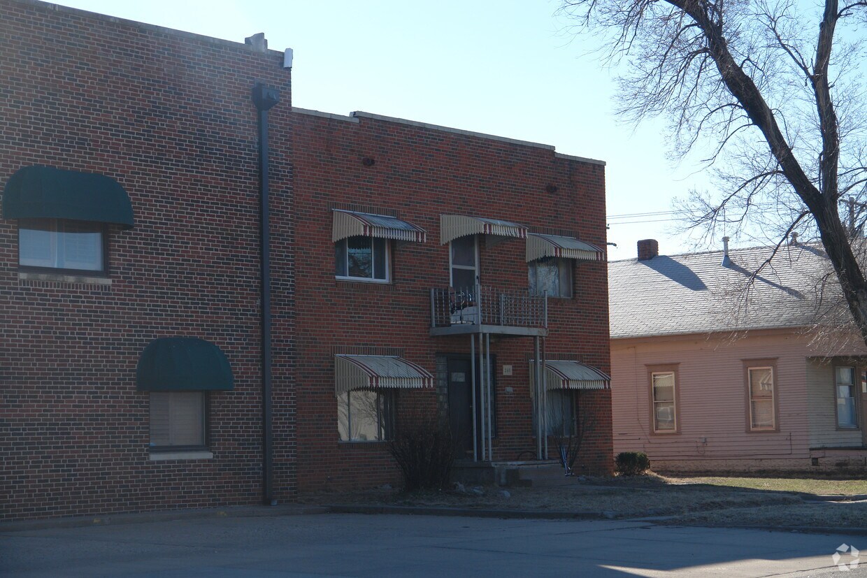Building Photo - 240 S Ida St