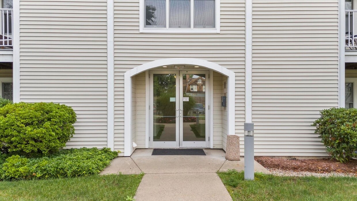View of Bay Point Apartments - 468 Main St Niantic, CT 06357 | Apartments.com