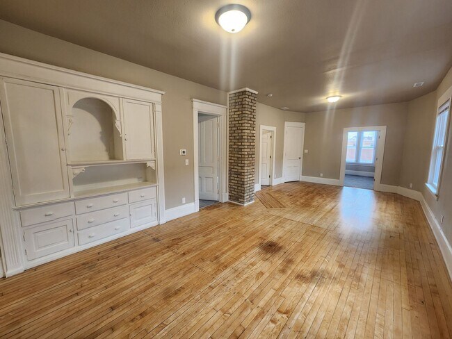 Foto del edificio - 1123-25 N 24TH ST