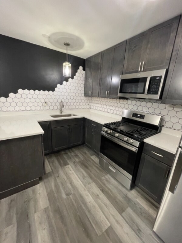 Foto del edificio - 5202 W Washington Blvd