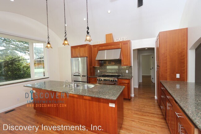 Foto del edificio - 4 br, 3 bath House - 28 Lance Ct.