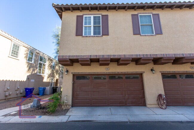 Building Photo - 2743 S Sulley Dr