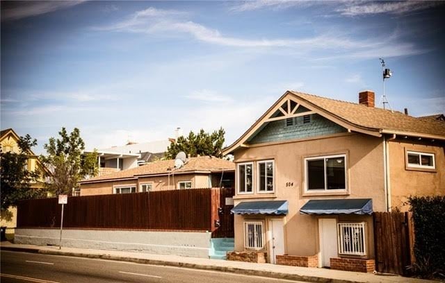 Primary Photo - 102 Paloma Ave