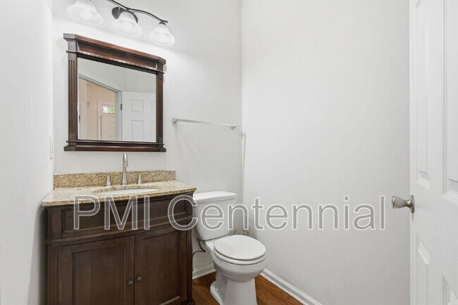 Foto del edificio - 2197 Capella Cir SW