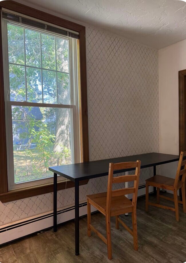 Foto del edificio - 41 Hollywood St.